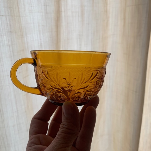 Vintage Anchor Hocking Sandwich Desert Gold Cup  and Saucer - Picture 2 of 3